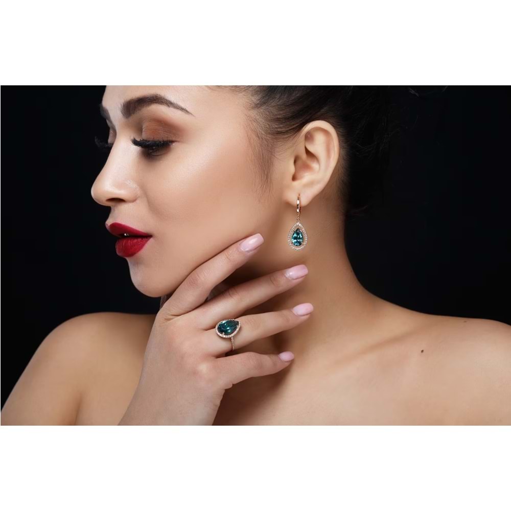 Emerald Enchantment Diamond Duo